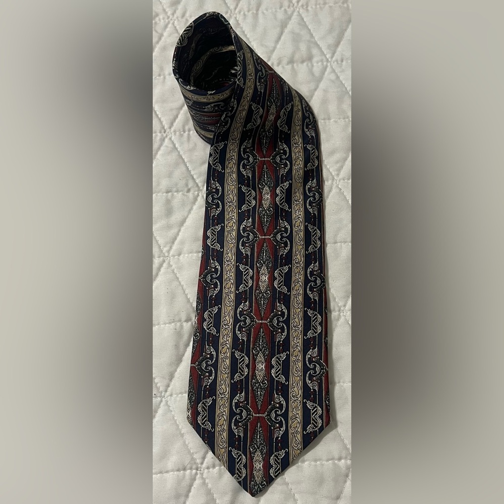 Etienne Aigner Vintage Burgundy Red Black Cream Gold Patterned 100% Silk Tie